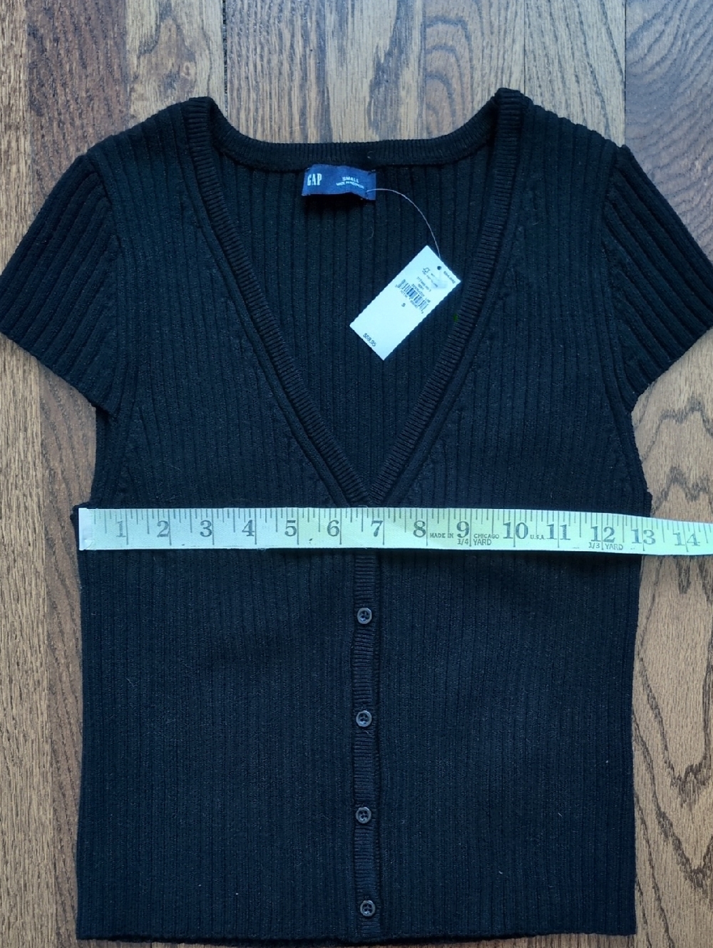 GAP Black Ribbed Short Sleeve Button-Up Sweater Top - Picture 3 of 5